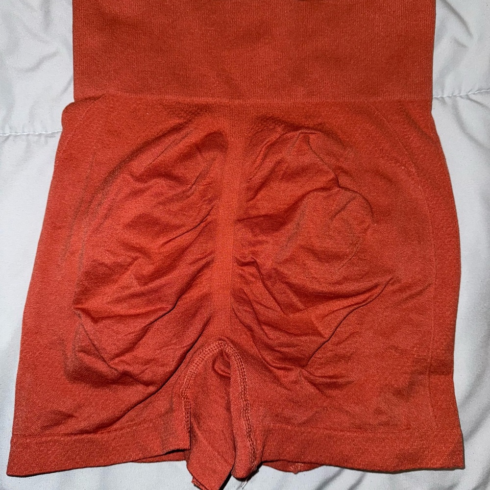 Chic Rust Shorts - Picture 2 of 2